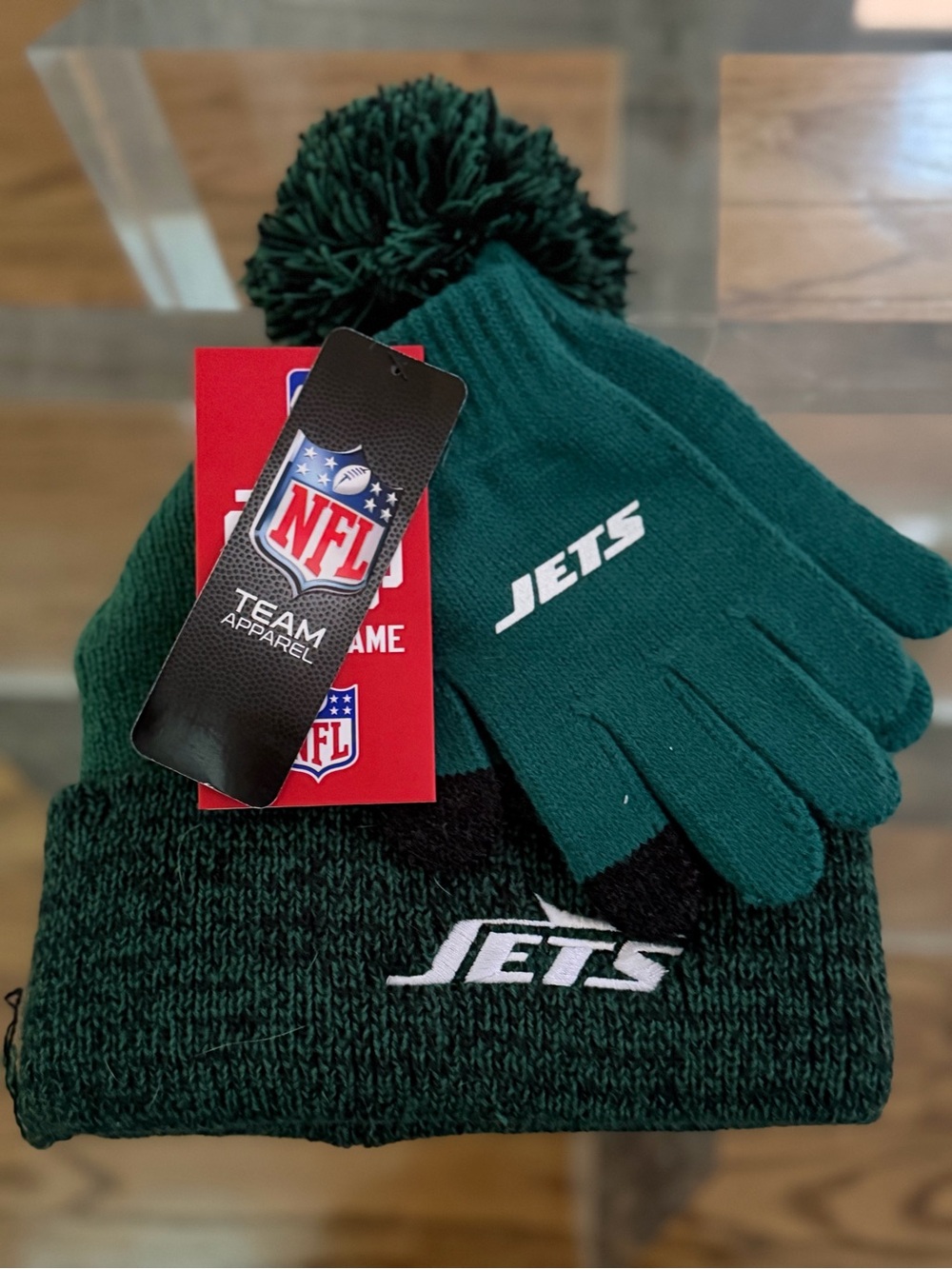 New York Jets Green Knit Pom Beanie & Glove Set - NFL NWT BRAND NEW SUPER STEAL